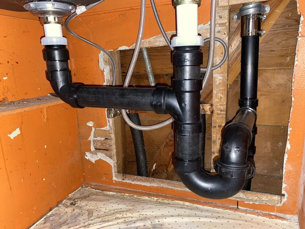Professional Pipe Bursting equipment and tools on the job in Arkansas City